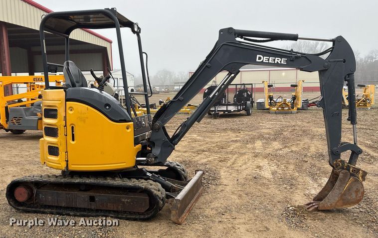 image for item EY9894 2015 John Deere 26G mini excavator