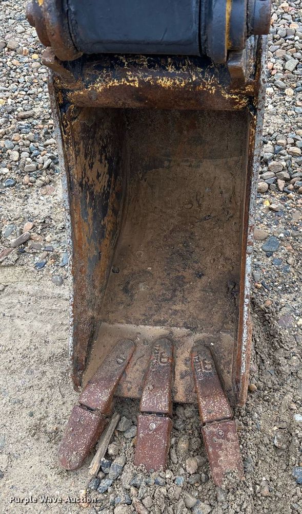 image for item EY9894 2015 John Deere 26G mini excavator