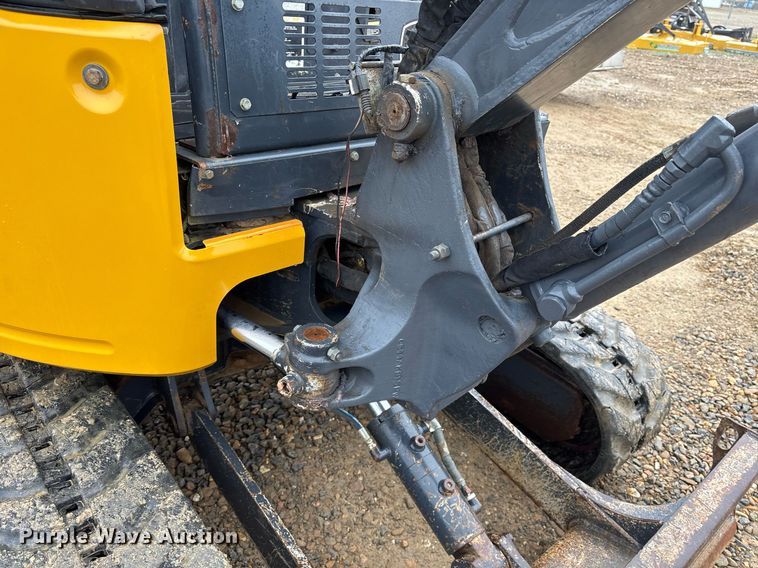 image for item EY9894 2015 John Deere 26G mini excavator