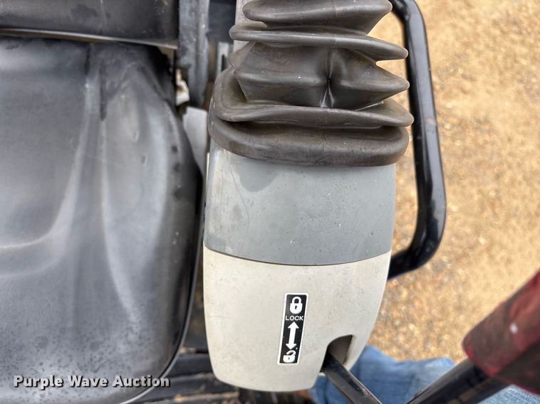 image for item EY9894 2015 John Deere 26G mini excavator