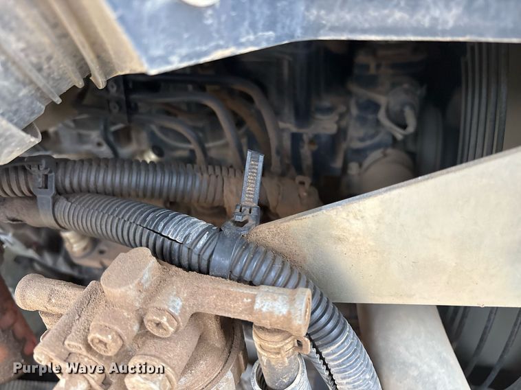 image for item EY9894 2015 John Deere 26G mini excavator