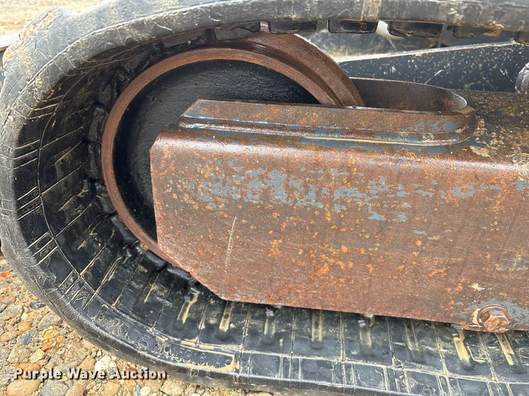 image for item EY9894 2015 John Deere 26G mini excavator