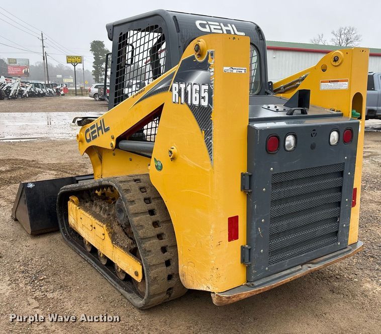 image for item EY9896 2018 Gehl RT165 tracked skid steer loader
