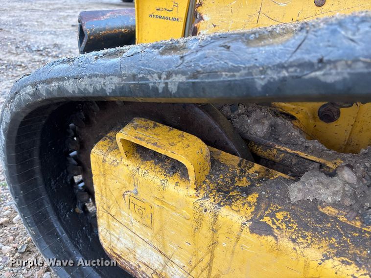 image for item EY9896 2018 Gehl RT165 tracked skid steer loader