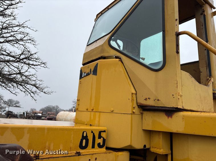 image for item EY9905 1972 Caterpillar 815 soil compactor