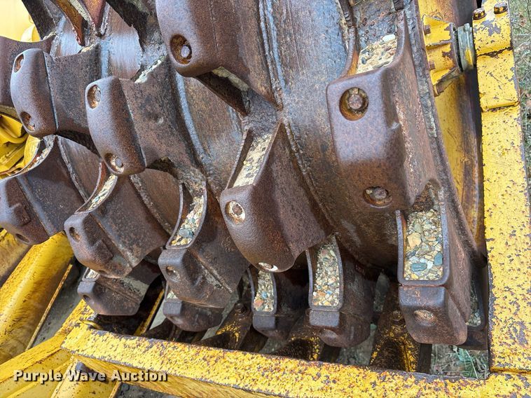 image for item EY9905 1972 Caterpillar 815 soil compactor