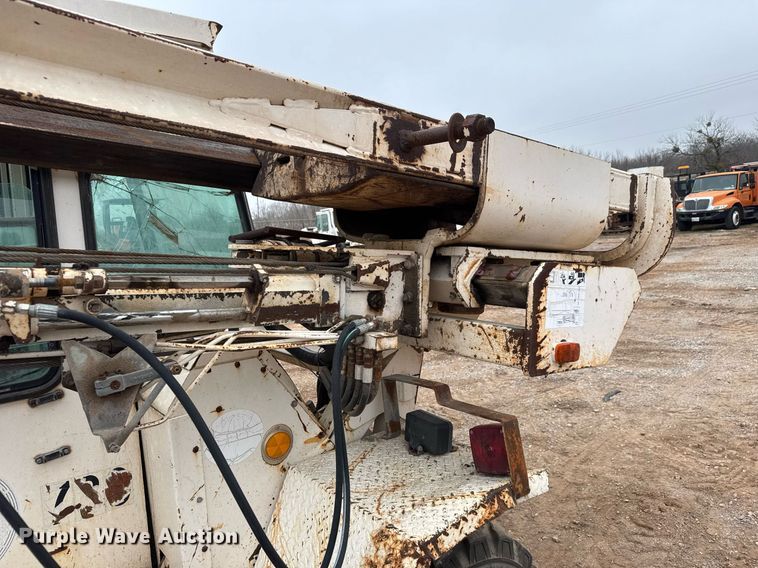 image for item LH9494 1995 Arrow 1350 drop Hammer