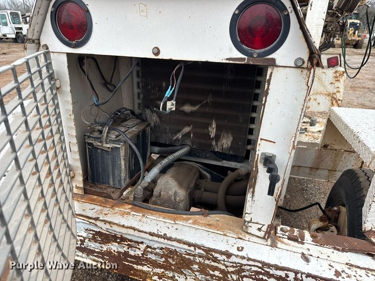 image for item LH9494 1995 Arrow 1350 drop Hammer