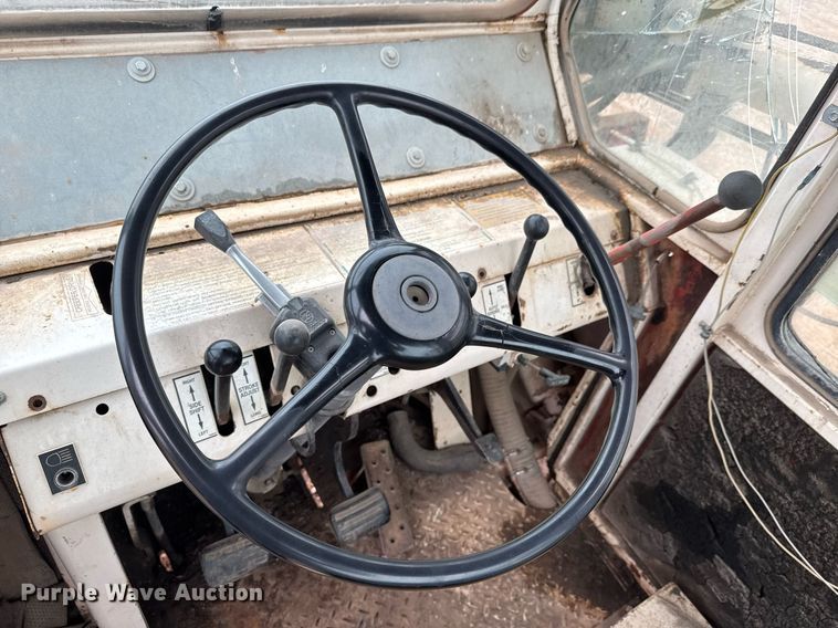 image for item LH9494 1995 Arrow 1350 drop Hammer