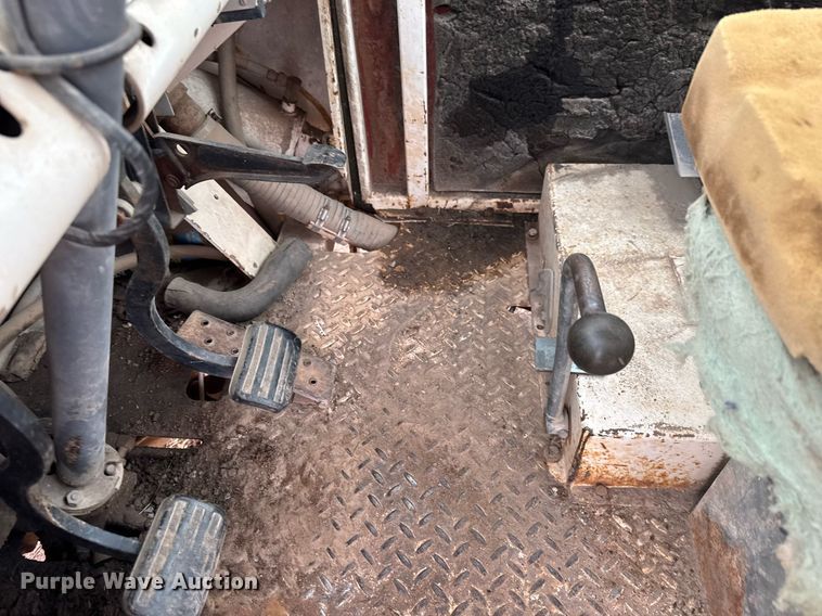 image for item LH9494 1995 Arrow 1350 drop Hammer