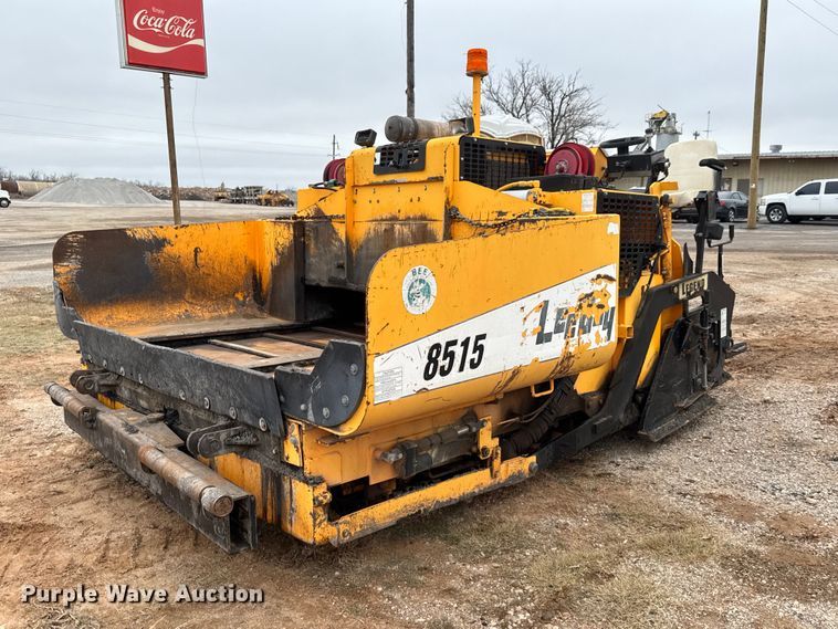 image for item LH9495 2008 Lee Boy L8515 T paver