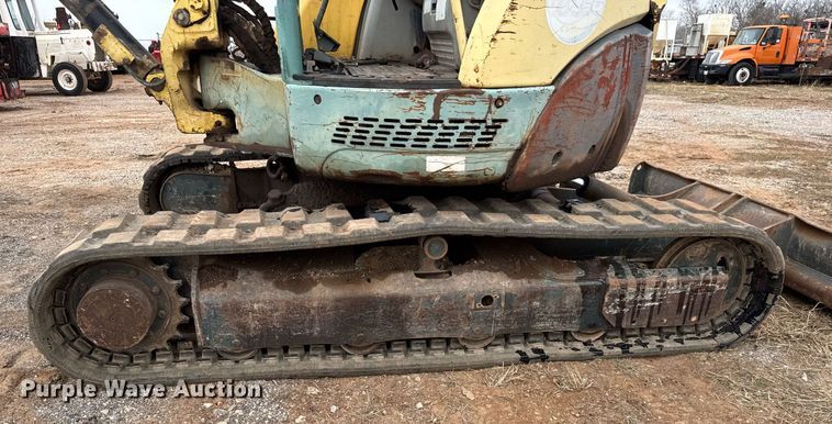 image for item LH9496 2004 Yanmar VI050-3 mini excavator