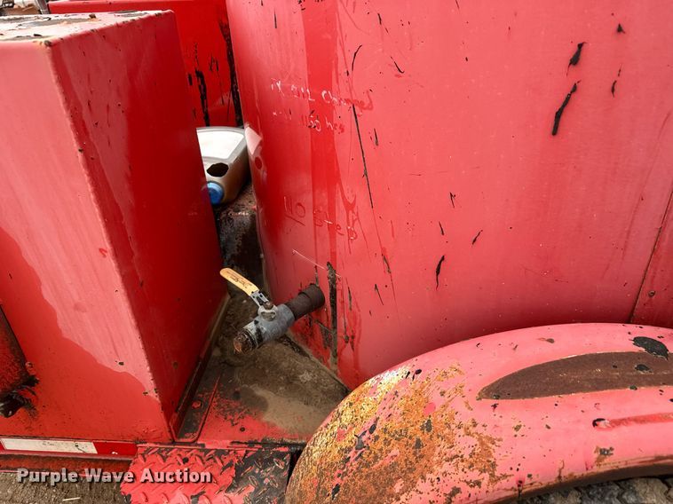 image for item LH9498 Crafco E-Z Pour melter applicator