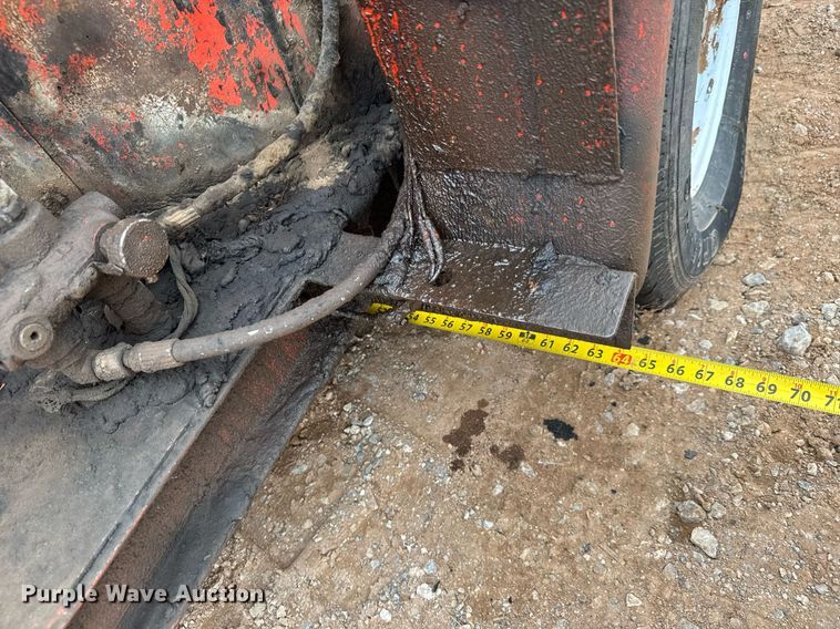 image for item LH9498 Crafco E-Z Pour melter applicator