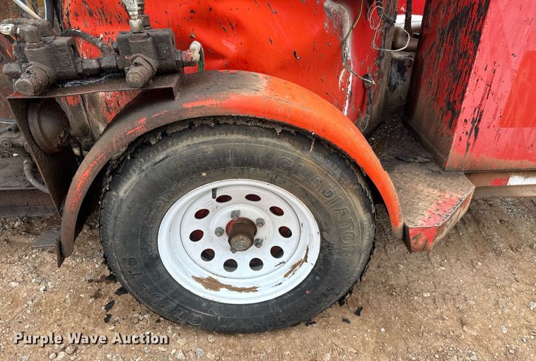 image for item LH9498 Crafco E-Z Pour melter applicator