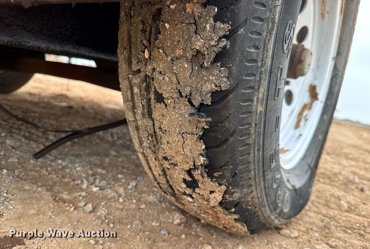 image for item LH9498 Crafco E-Z Pour melter applicator