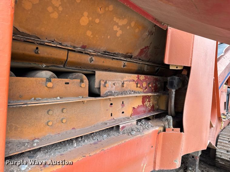 image for item LH9499 2006 Extec S5 74.9KW screening plant