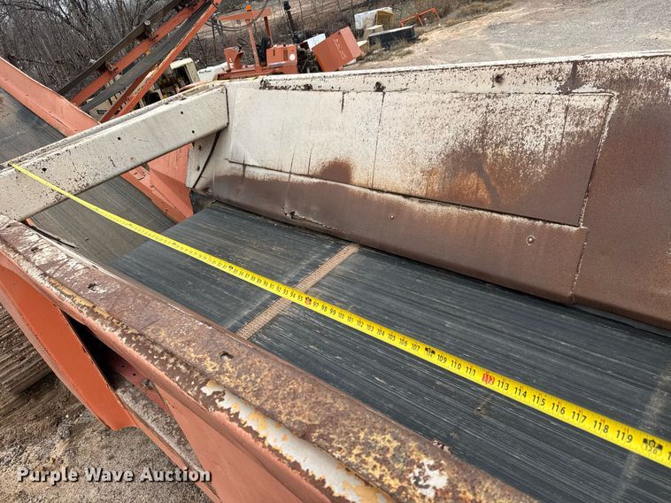 image for item LH9499 2006 Extec S5 74.9KW screening plant