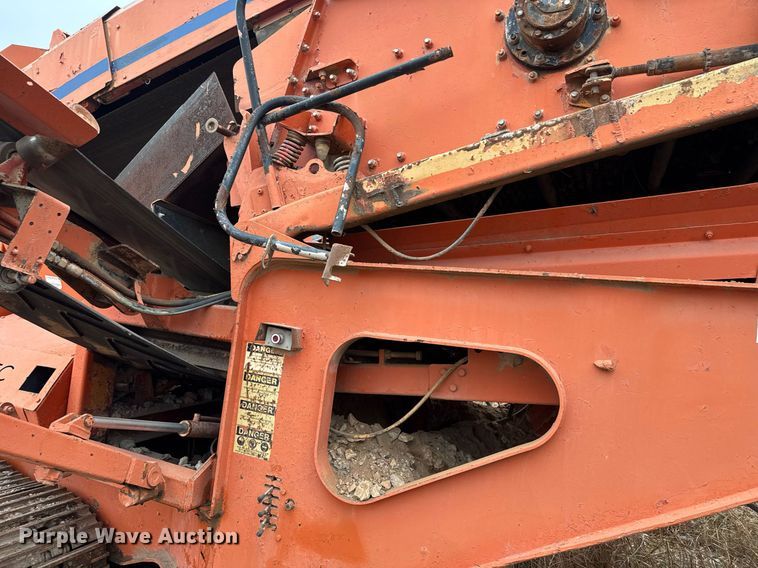 image for item LH9499 2006 Extec S5 74.9KW screening plant