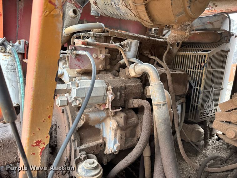 image for item LH9499 2006 Extec S5 74.9KW screening plant