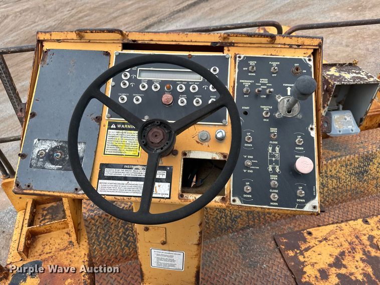 image for item LH9502 1995 CMI RS-500B soil stabilizer / reclaimer