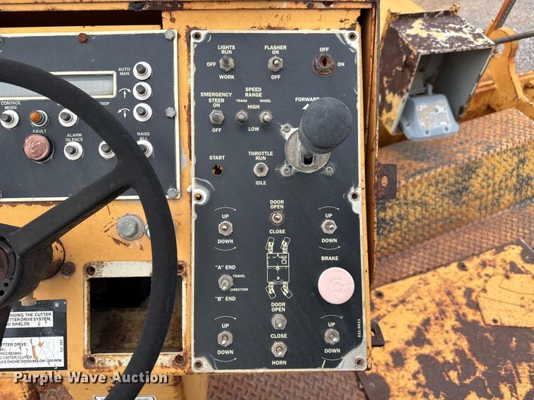 image for item LH9502 1995 CMI RS-500B soil stabilizer / reclaimer