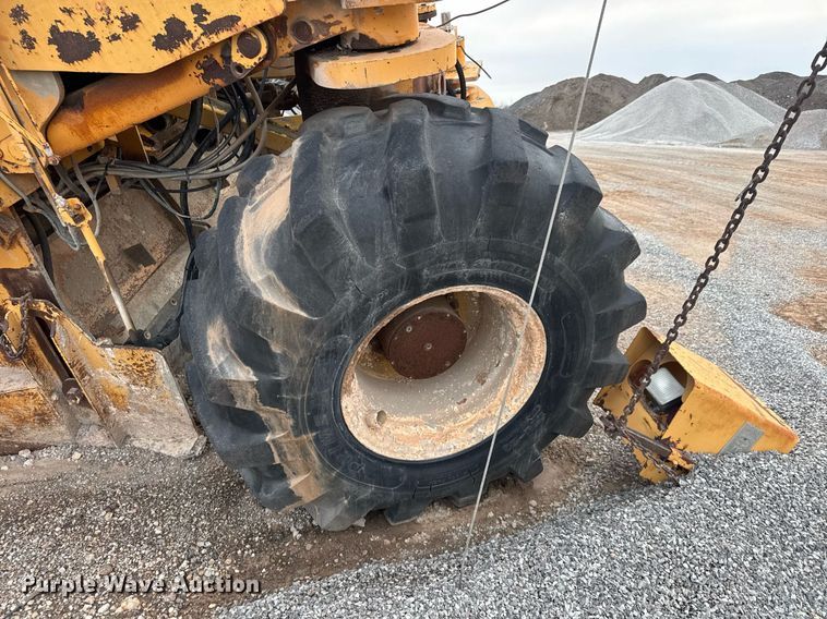 image for item LH9502 1995 CMI RS-500B soil stabilizer / reclaimer