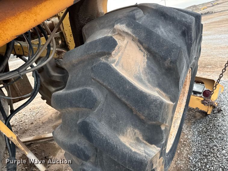 image for item LH9502 1995 CMI RS-500B soil stabilizer / reclaimer