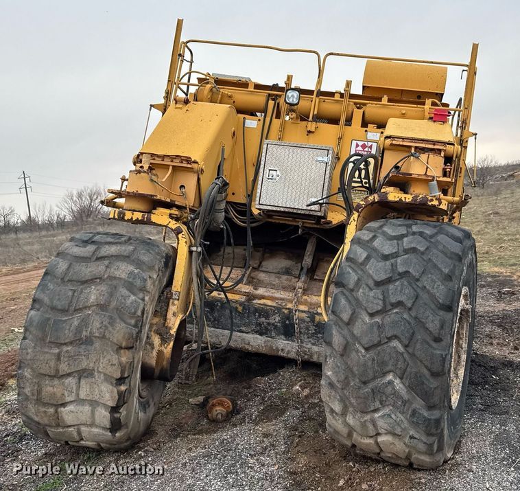 image for item LH9503 1995 CMI RS-650 soil stabilizer / reclaimer