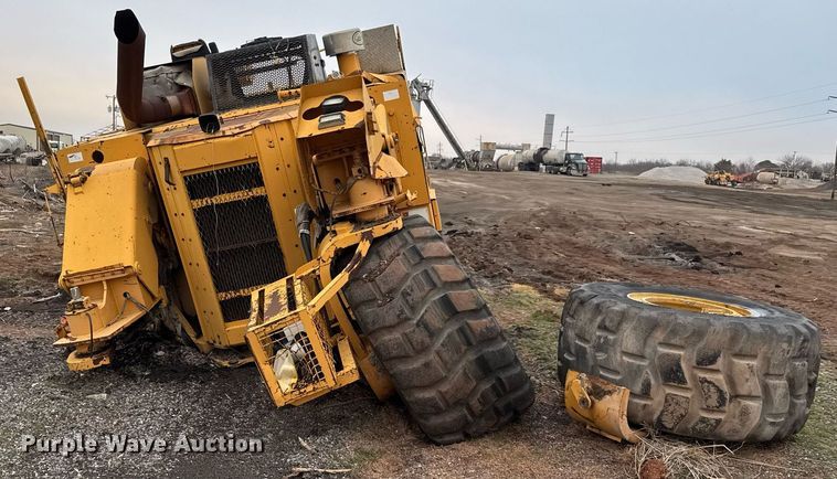 image for item LH9503 1995 CMI RS-650 soil stabilizer / reclaimer