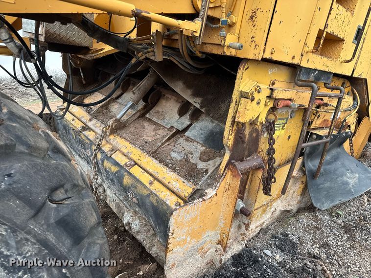 image for item LH9503 1995 CMI RS-650 soil stabilizer / reclaimer