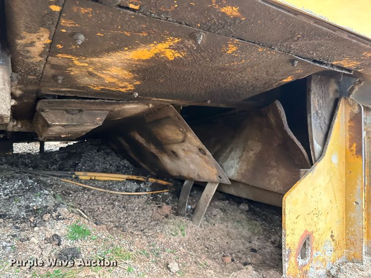 image for item LH9503 1995 CMI RS-650 soil stabilizer / reclaimer