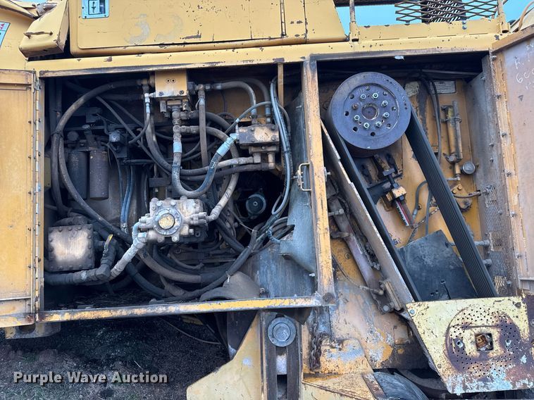 image for item LH9503 1995 CMI RS-650 soil stabilizer / reclaimer