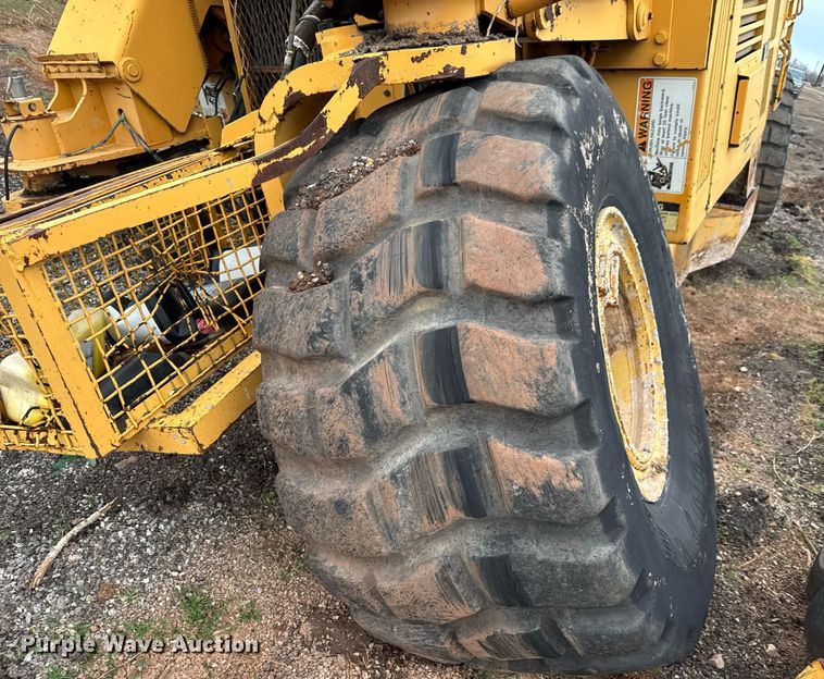 image for item LH9503 1995 CMI RS-650 soil stabilizer / reclaimer