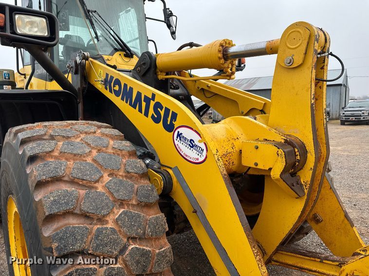 image for item LH9520 2017 Komatsu WA380-8 wheel loader
