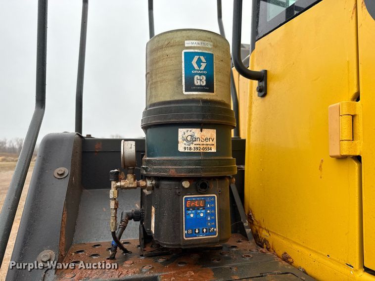 image for item LH9520 2017 Komatsu WA380-8 wheel loader