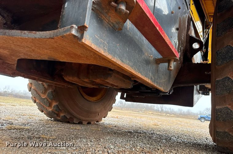 image for item LH9520 2017 Komatsu WA380-8 wheel loader