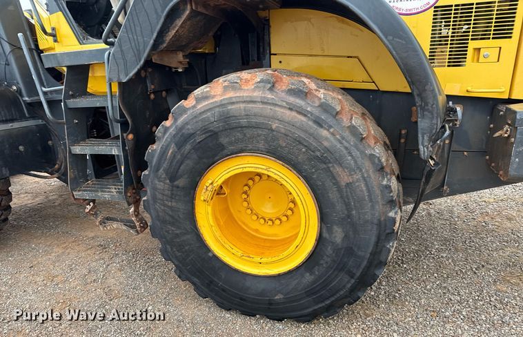 image for item LH9520 2017 Komatsu WA380-8 wheel loader
