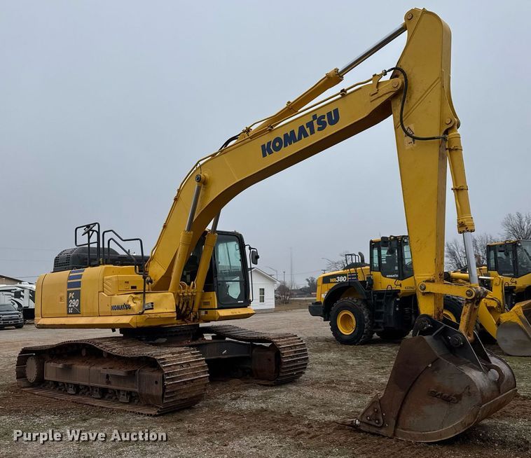 image for item LH9521 2015 Komatsu PC290LC-11 excavator