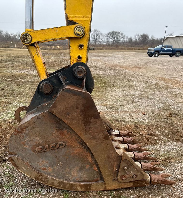 image for item LH9521 2015 Komatsu PC290LC-11 excavator