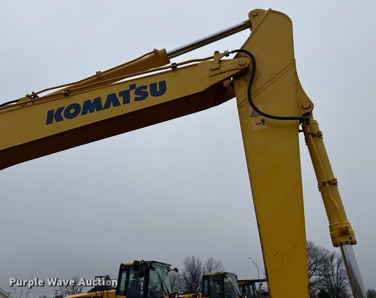 image for item LH9521 2015 Komatsu PC290LC-11 excavator