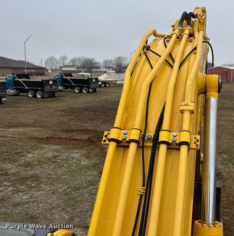 image for item LH9521 2015 Komatsu PC290LC-11 excavator