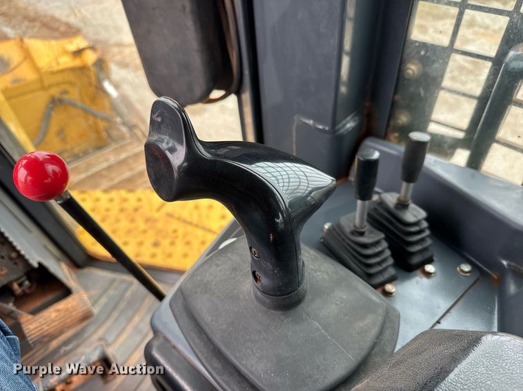 image for item LH9522 2015 John Deere 850K dozer