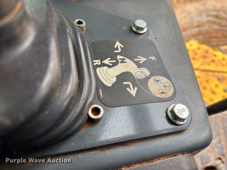 image for item LH9522 2015 John Deere 850K dozer