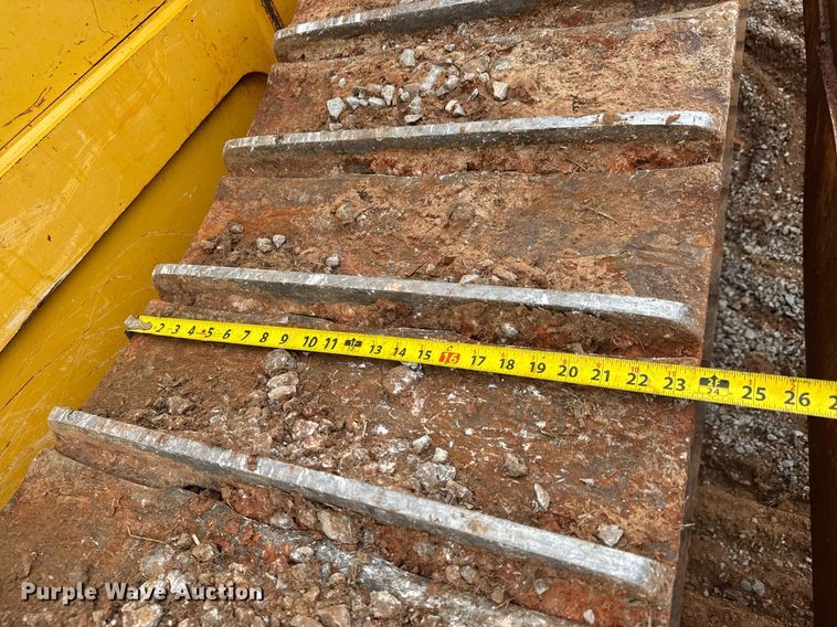 image for item LH9522 2015 John Deere 850K dozer