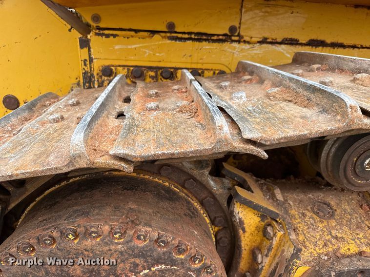 image for item LH9522 2015 John Deere 850K dozer