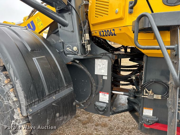 image for item LH9524 2022 Komatsu WA380-8 wheel loader