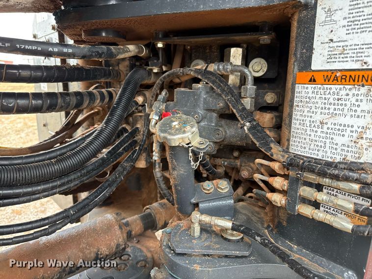 image for item LH9524 2022 Komatsu WA380-8 wheel loader