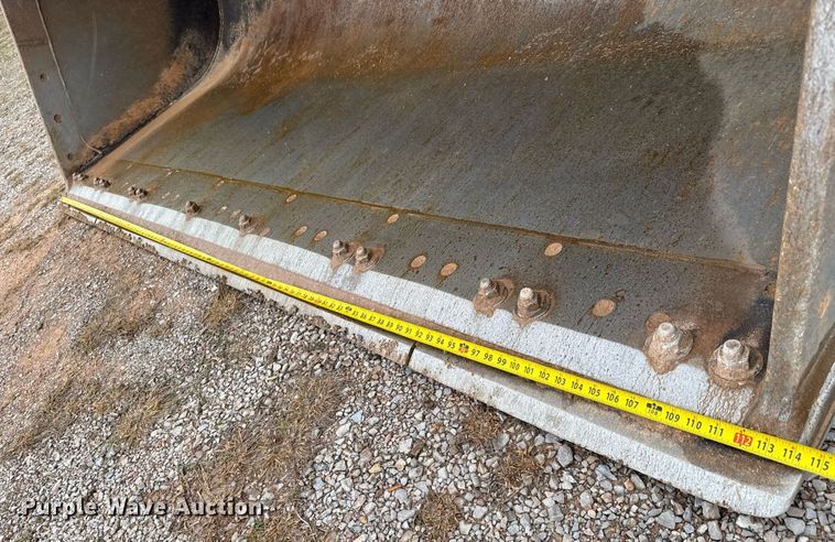 image for item LH9524 2022 Komatsu WA380-8 wheel loader