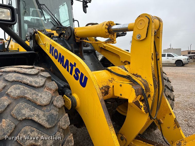 image for item LH9524 2022 Komatsu WA380-8 wheel loader